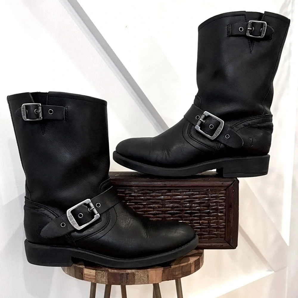 FINAL PRICE FRYE Genuine Leather Veronica Engineer Pull On Buckle Kid Moto Boots